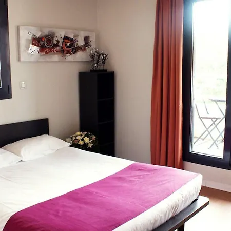 Sainte-marthe 2*